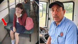 видео: Водитель автобуса замечает ПЛАЧУЩУЮ девочку каждый день, заглядывает под СИДЕНЬЕ после высадки и AX! картинка: Водитель автобуса замечает ПЛАЧУЩУЮ девочку каждый день, заглядывает под СИДЕНЬЕ после высадки и AX!