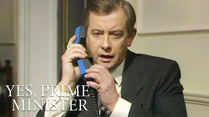 Bernard is a Great Help | Yes, Prime Minister | BB...