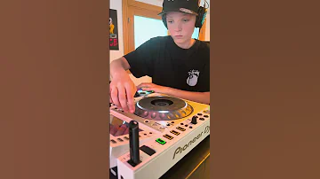 Let S Train Like A Real DJ Dj Electronicmusic 