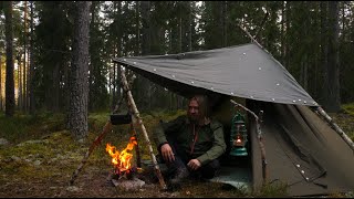 Solo Bushcraft Hike   Boil Baked Bread  Meat Smoker  Heavy Rain  Canvas Shelter