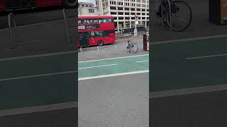 Volvo B5TL Wright Eclipse Gemini 3 Go Ahead Metrobus WVL510 BF63HDG 403 Warlingham Volvo B5TL Wright Eclipse Gemini 3 Go Ahead Metrobus WVL510 BF63HDG 403 Warlingham