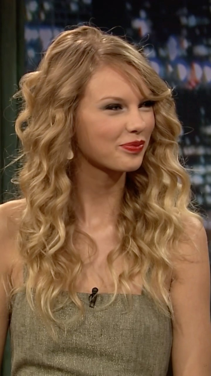 #JimmyFallon has always been a big #Swiftie! Original Air Date: 11/02/2009 #TaylorSwift