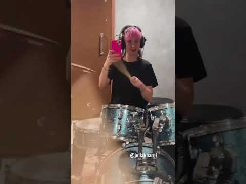 Vídeo: Todas as baterias são membranofones?