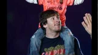 Lionel Messi loves kids