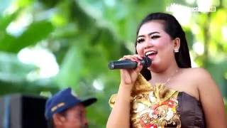 Download lagu Semanis Madu Devi Manual X Treme Live Kepunduhan Kramat Tegal Semanis Madu Devi Manual X Treme Live Kepunduhan Kramat Tegal