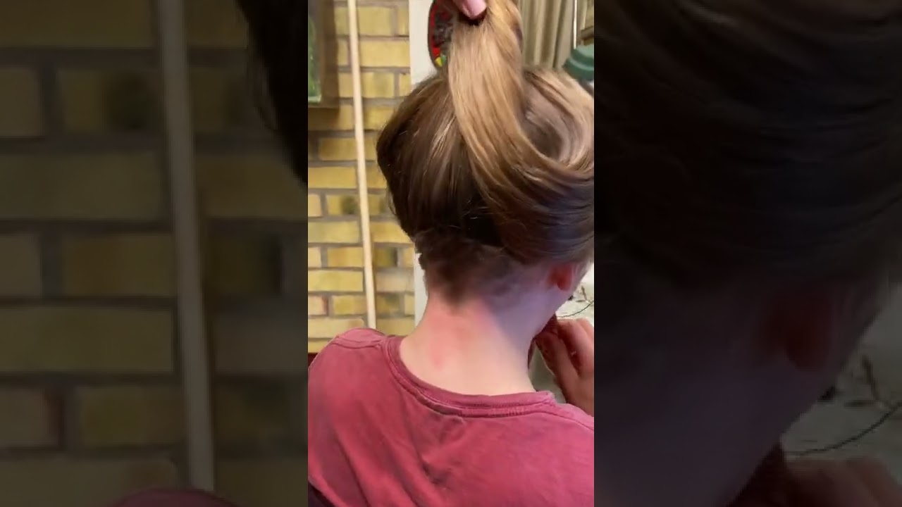 Get rid of tangles! Most tangles occur in the hair at the base of the