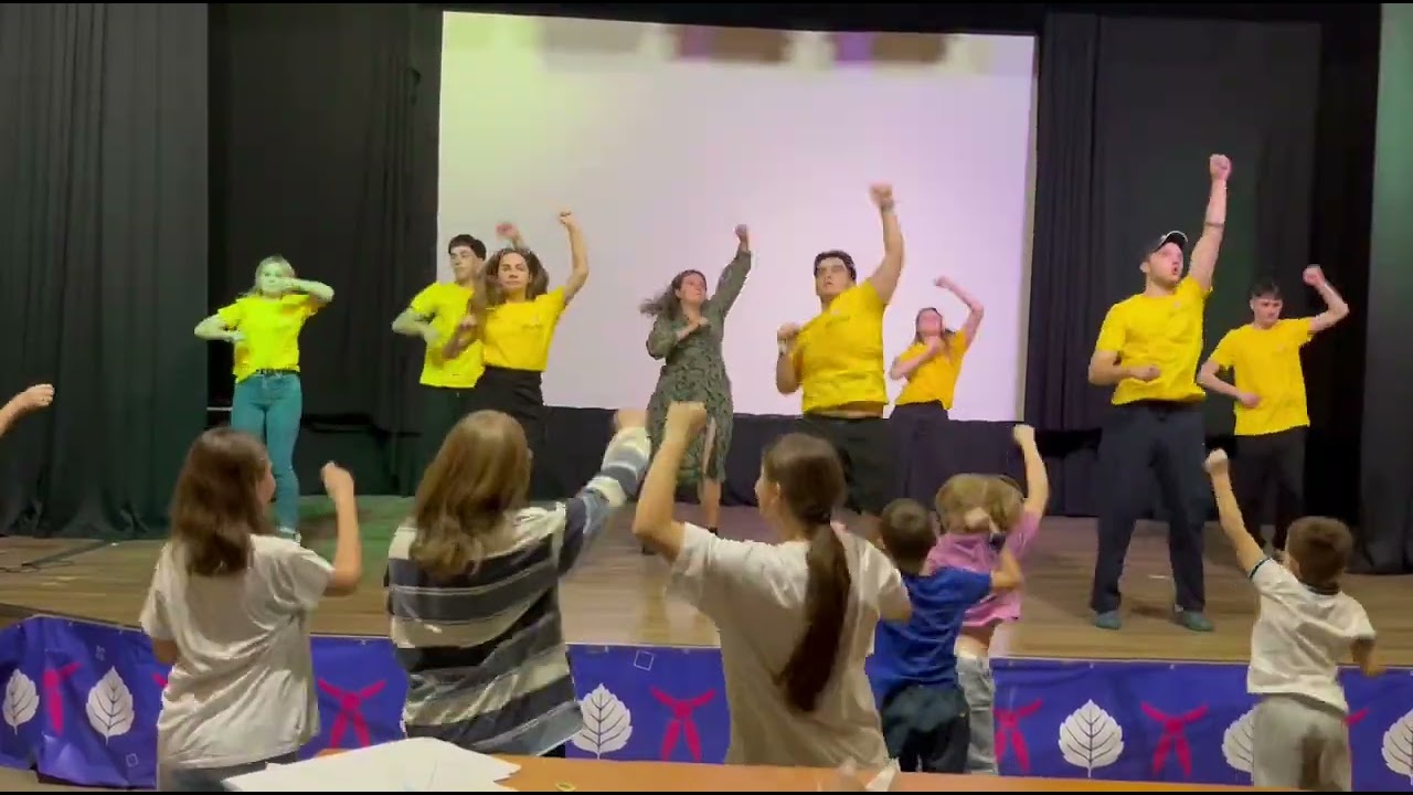 Танец вожатых 