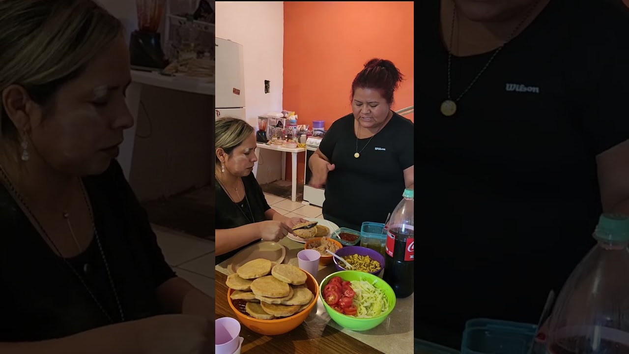 cuando visitas atu amiga y no te habre la puerta 🥰🥰(la amiga que te anima