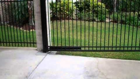 Viking G5 Swing Gate