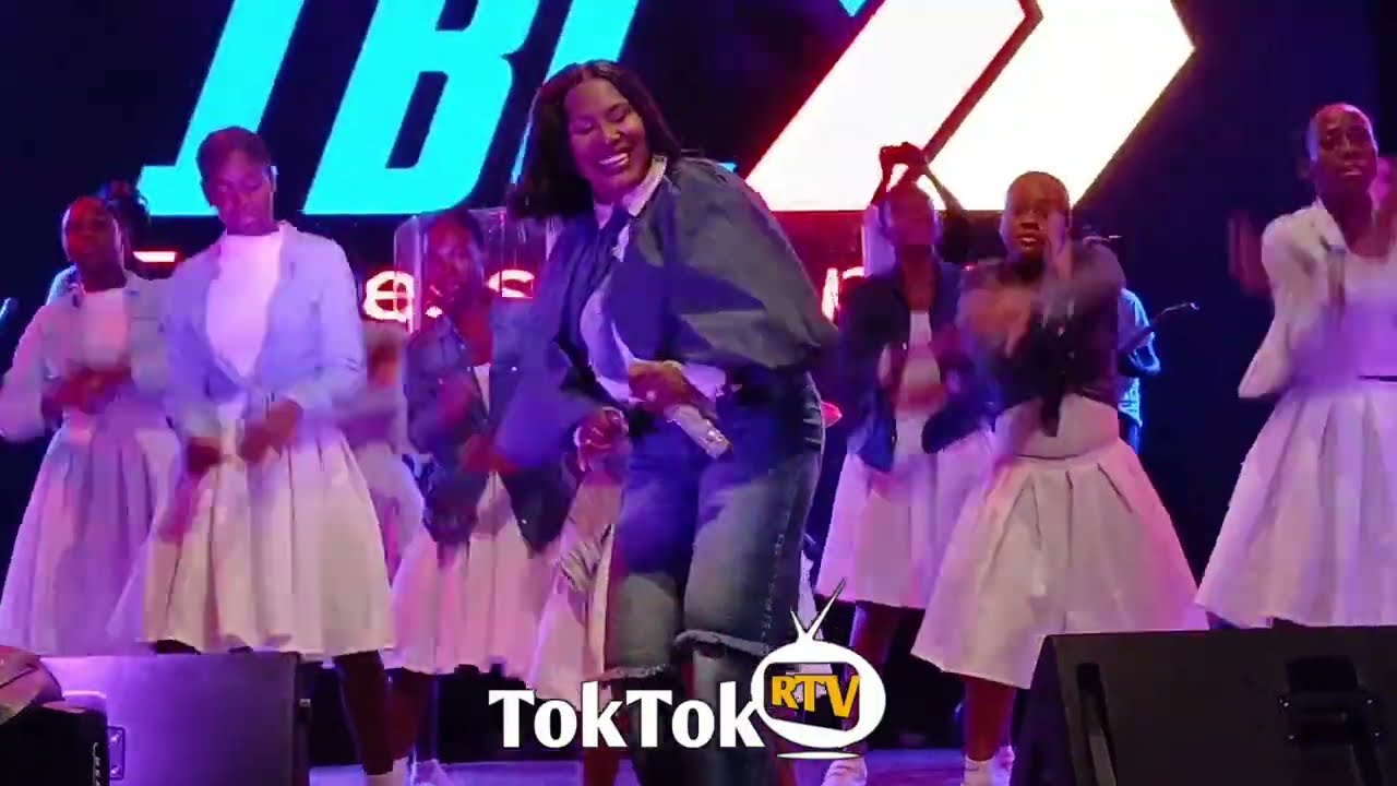 ADORASYON SAN KANPE / NANM MWEN KRIYE SOS