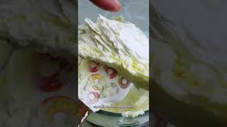 Frosting like a whipped cream...but not