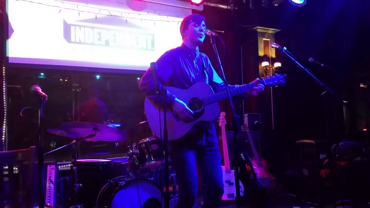 Lewis Bootle at The Monarch