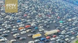 Severe traffic jams expected around mega-cities due to Golden Week travel