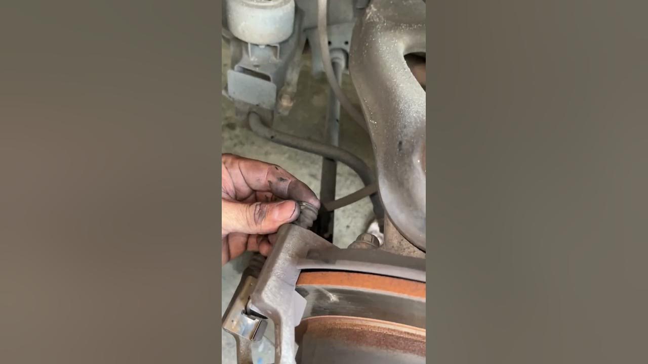 2014 Honda Accord Rear Brake Pads Replacement - YouTube