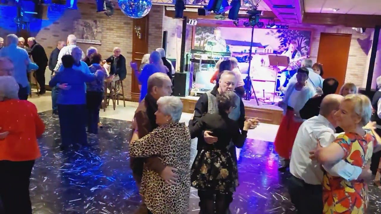 De volgende is er ook weer klaar voor vanuit Dancing Waldeslust in Posterholt met The Sunshine Boys 