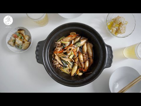 【小暑】三杯小卷｜Clay pot neritic squid|｜C2食光｜4K【Cooking ASMR】