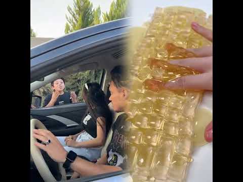 ام اتنين بيحبو بعض يتخانقو