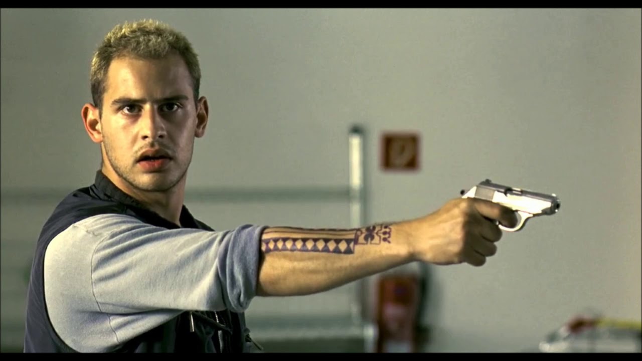 Run Lola Run - Introduction (Tykwer/Klimek/Heil)