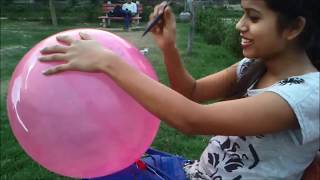 Cute Girl bursting Cute Big Round Pink Balloon with Eye liner in Park HD screenshot 5