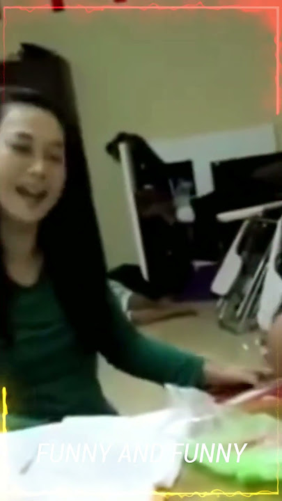 WANITA CANTIK LATAH PART2 FUNNY AND FUNNY