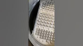 صينية برج التقطير من نوع valve trays