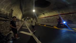 NYC tunnel racing ~ 20kW Surron vs Husqvarna 701