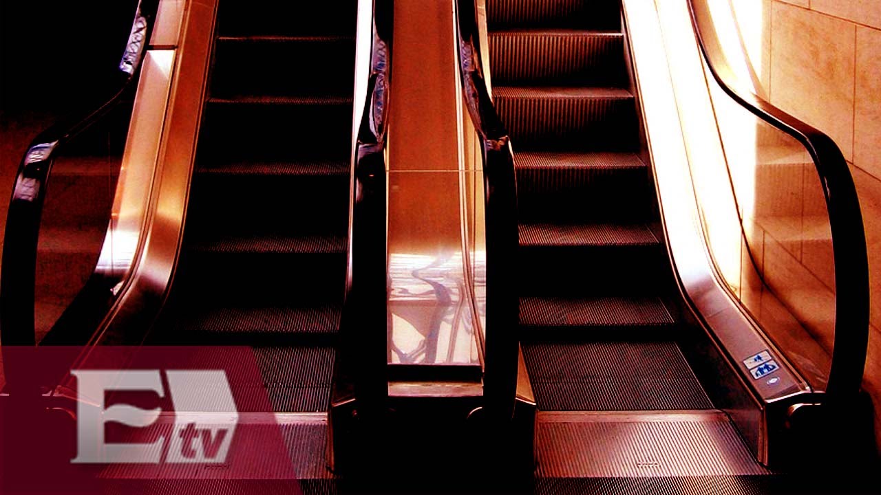 Adolescente sufre terrible accidente en escalera eléctrica en Plaza Aragón / Vianey Esquinca