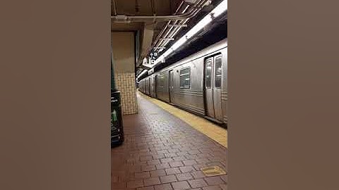 Not in Service R46 (C) Train wrong railling at 125th Street Saint Nicholas Avenue