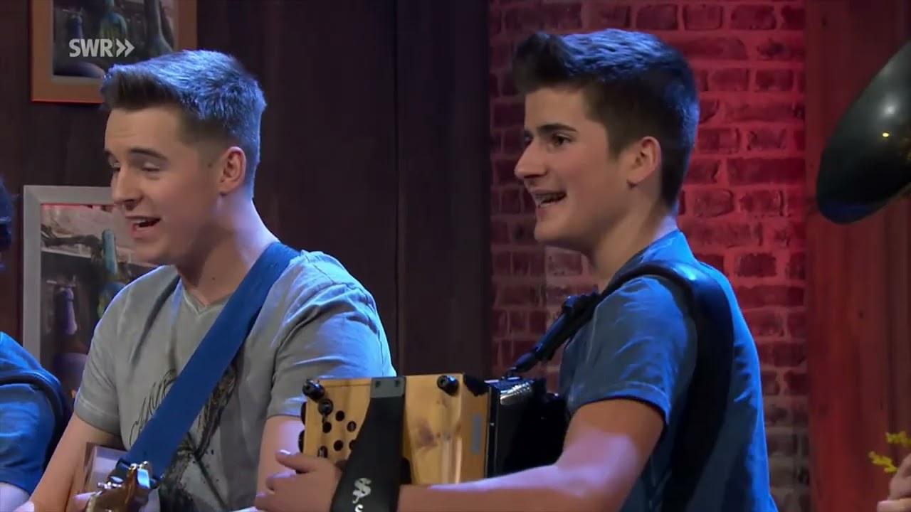 Erna kommt - Brennholz - Schlagerspass mit Andy Borg