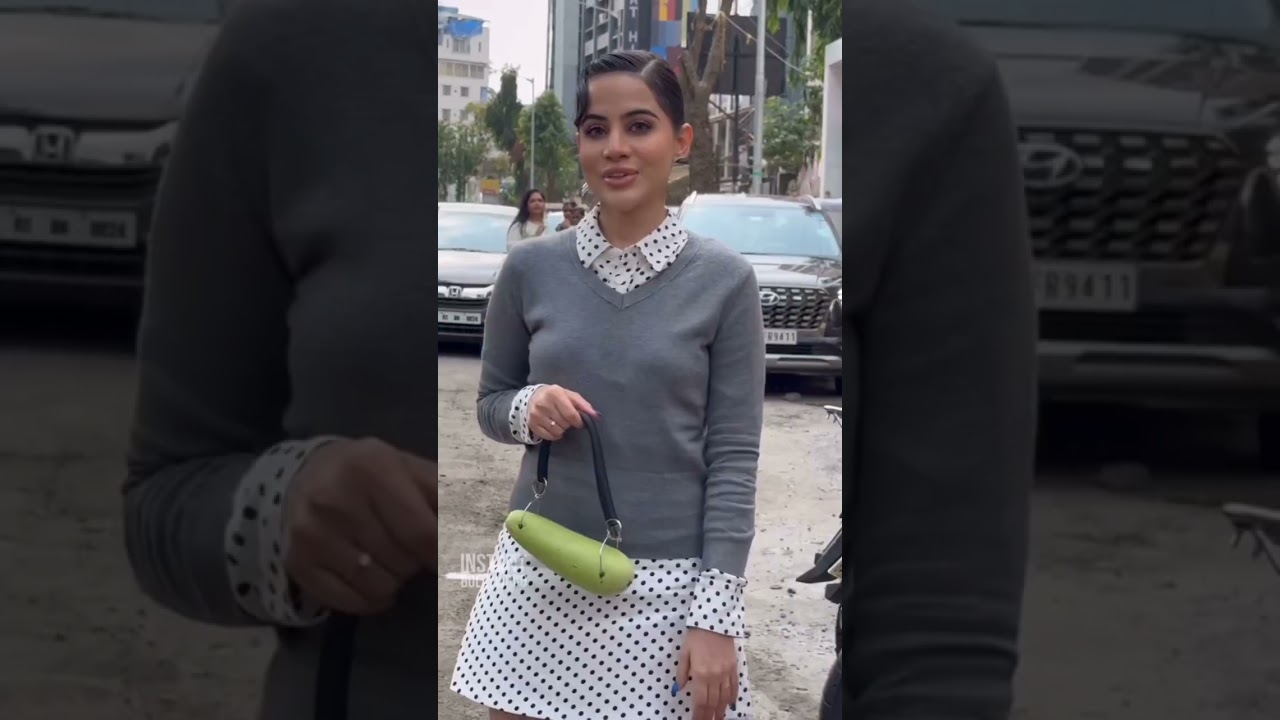 Me thinking that I'm up to date with the fashion trend.