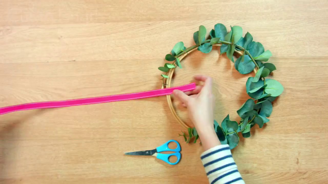 How to Make a Wreath YouTube