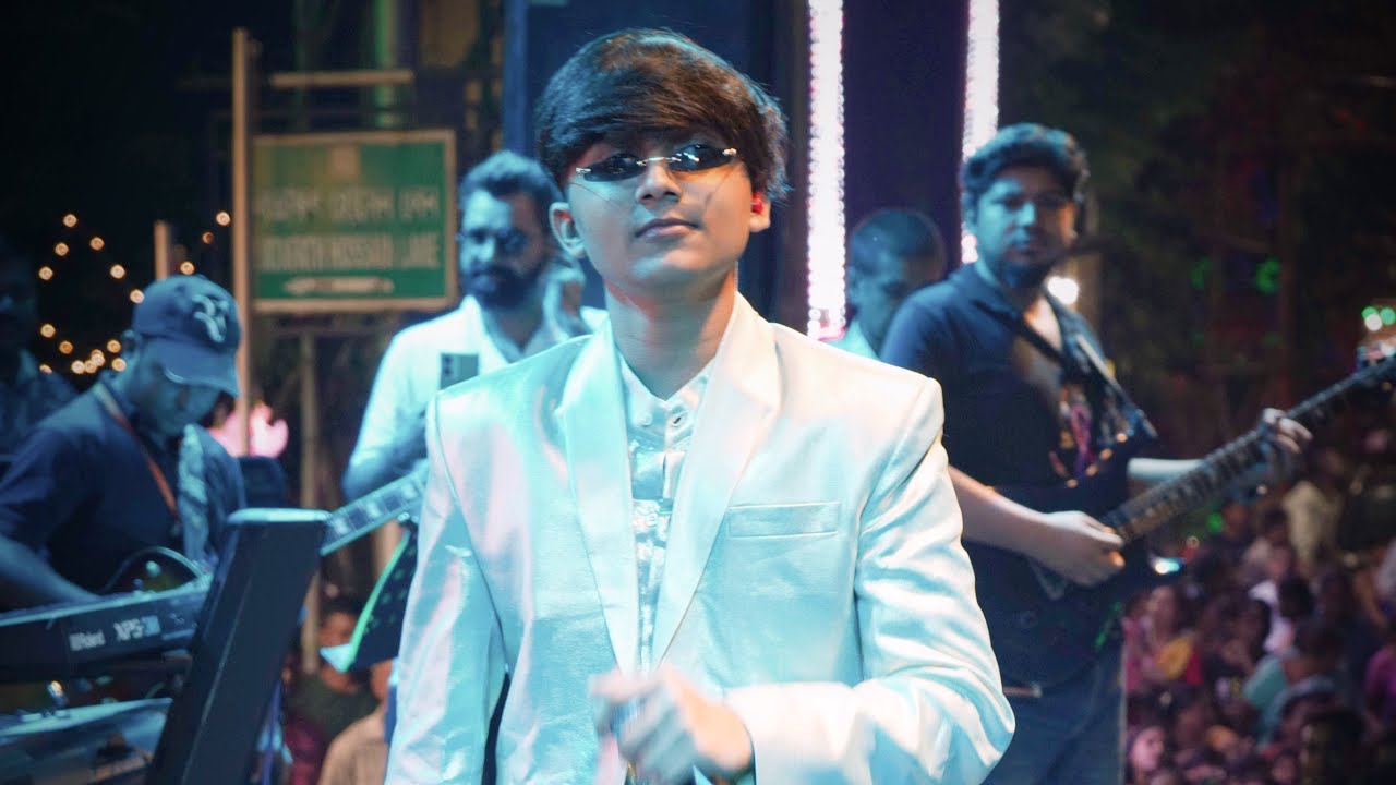 Mod Faiz Singer Mohd Faiz live in Kolkata - YouTube