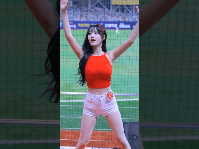 ssg랜더스 정설아치어리더 전의산선수 등장 응원 직캠 #shorts #정설아 #치어리더 #응원 #공연 #직캠 #영상 #ssg랜더스