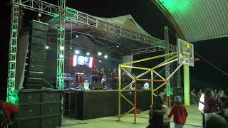 LA SOMBRA DE TIERRA MIXTECA #MOVIDITAS EN VIVO EN EL VERGEL Tlaxiacoo