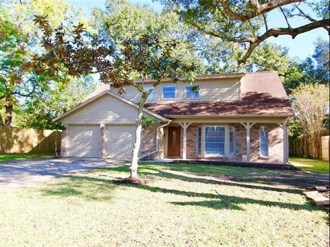 215 Rachael Lane, Friendswood, TX home video tour