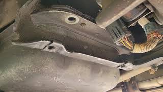 98 Ford explorer fuel pump removal