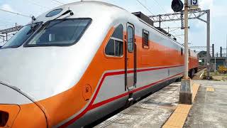 6902次迴送P頭行包專車嘉義開車