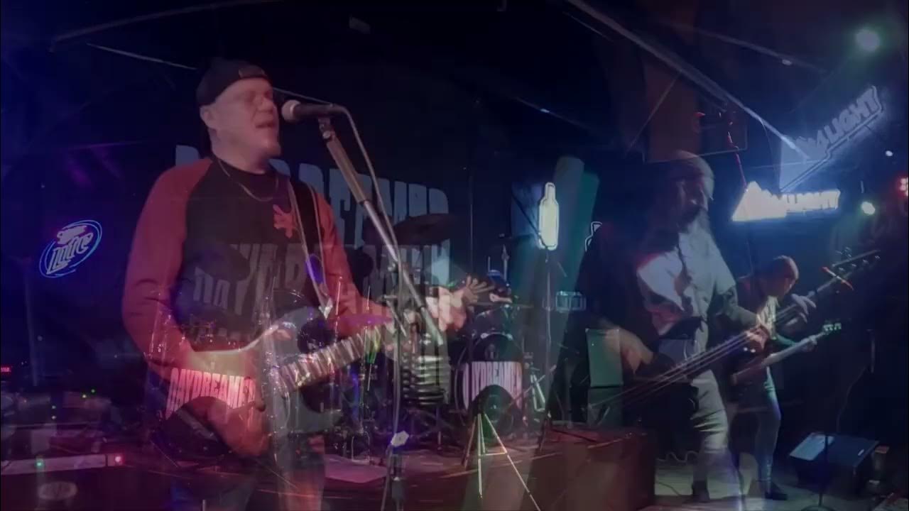 let Her Cry (cover) performed by Daydreamer Scooters Pub and Grill