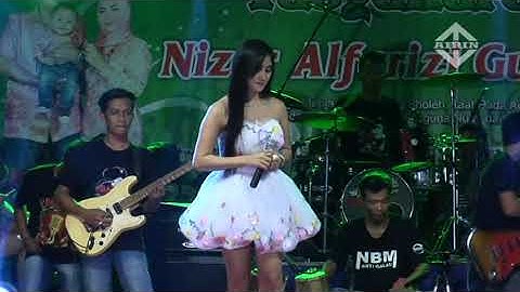 MENANGIS TANPA AIR MATA " FITRI BANANA " NBM LIVE KERNEKAN