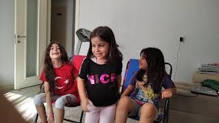 Sandalye Kapmaca Ve Yakalambaç Oynadık... İlk Videom
