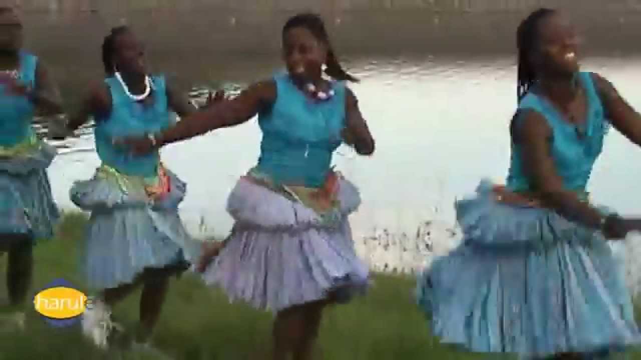 Elias Baloyi and the Mamba Queens-Sarafina