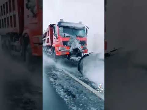 Чистка дорог от