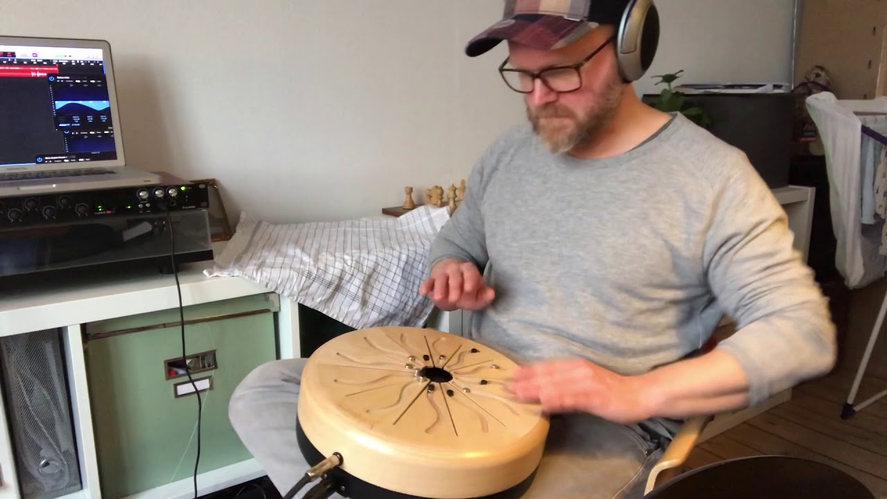 Listen to the sound of the sundrum ( use headphones ) .-) - YouTube