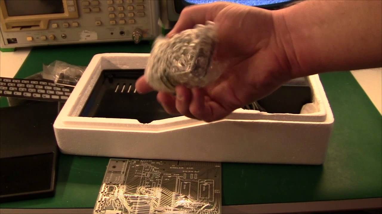 Teardown of Sinclair ZX-81 - YouTube