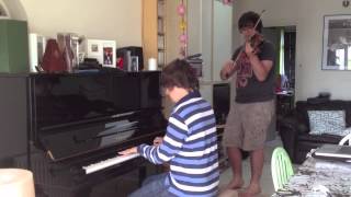 Video thumbnail of "I Will Survive! (awesome Viola and Piano)"