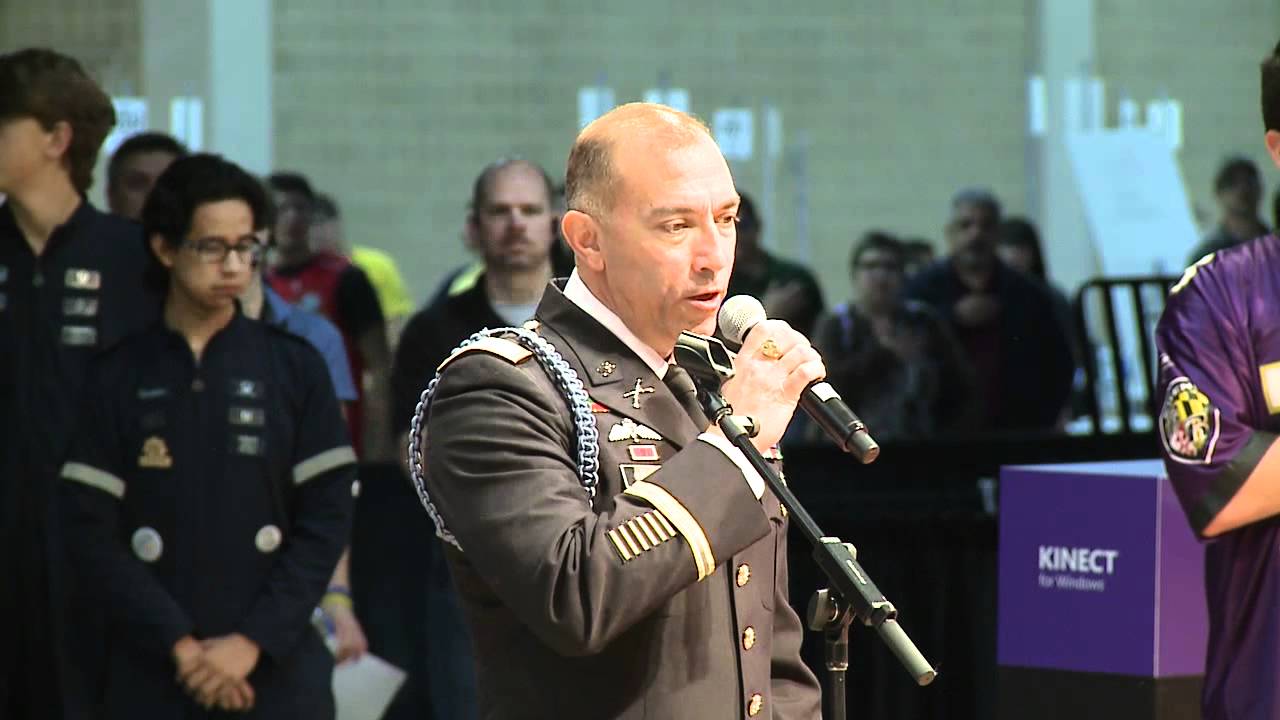 Army South Soldiers Volunteer