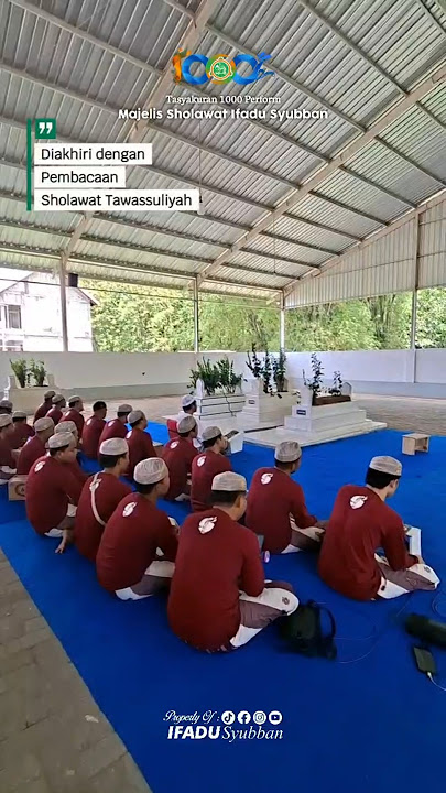 Ziarah di Maqbaroh KH. Abd. Wahid Khudzaifah