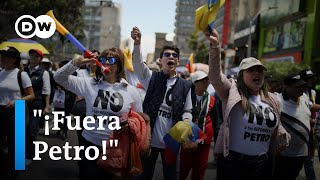 Miles de manifestantes protestan contra el gobierno de Colombia