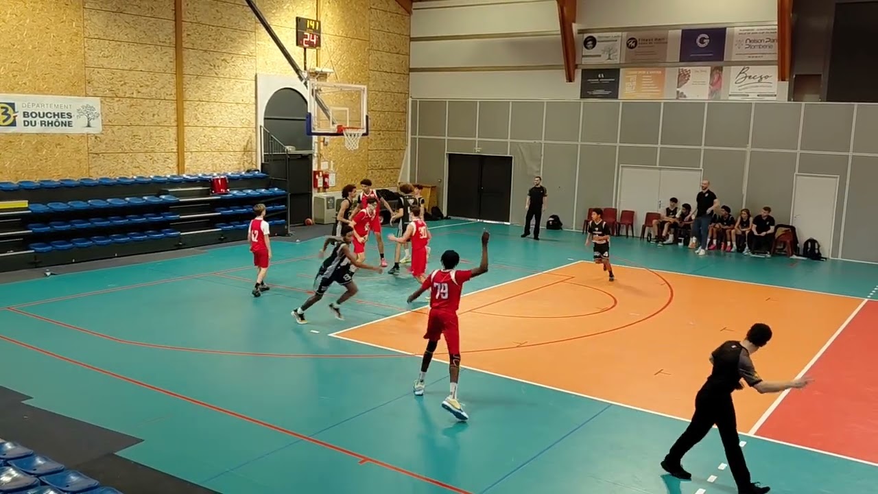 MATCH U15 ELITE Venelles  vs Oullins LyonSo 01/02/2026(Matéï N°17)