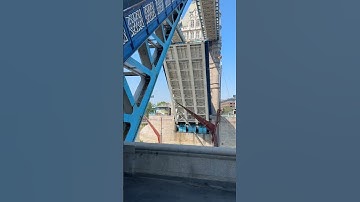 Tower bridge x8 opening/closing